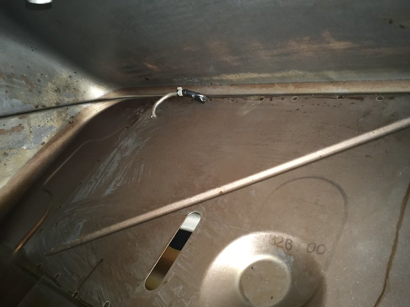 34176417695_8295a46b14_c Rusty URQuattro fuel tank interior with a small pipe and mounting holes